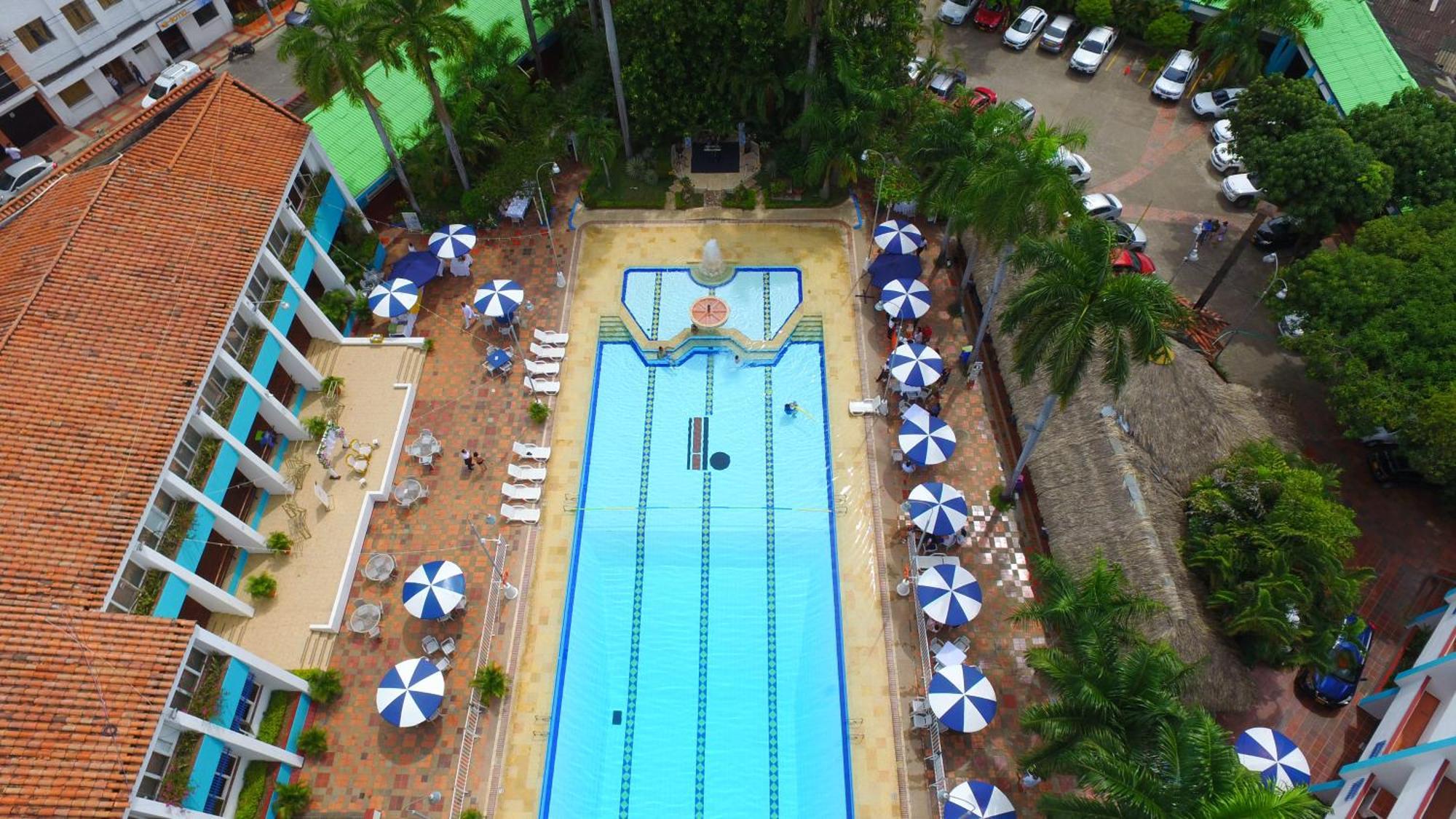Hotel Bachue Хирардот Экстерьер фото
