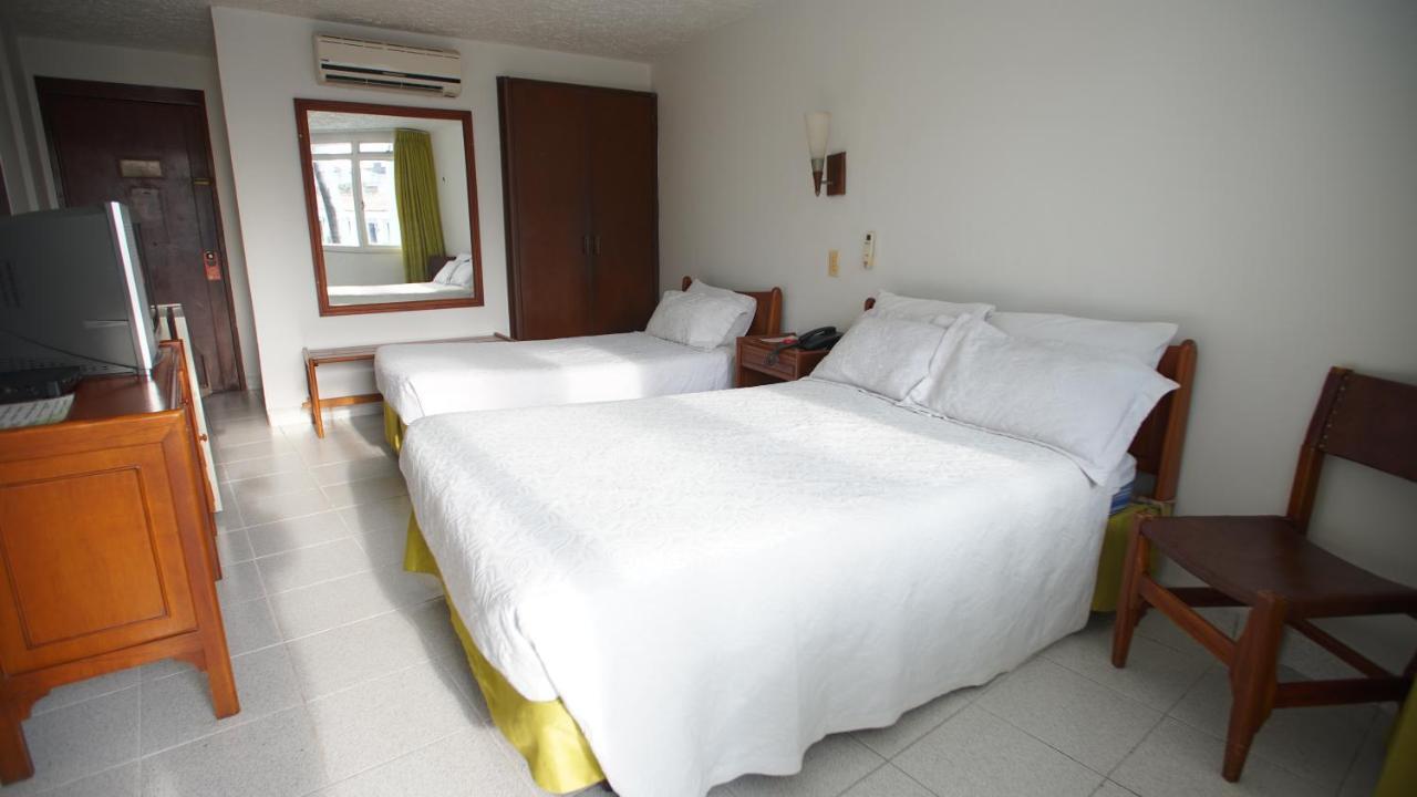 Hotel Bachue Хирардот Экстерьер фото